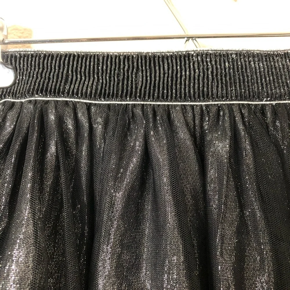 💜💜 Sparkly Black Mini Skirt Size Medium